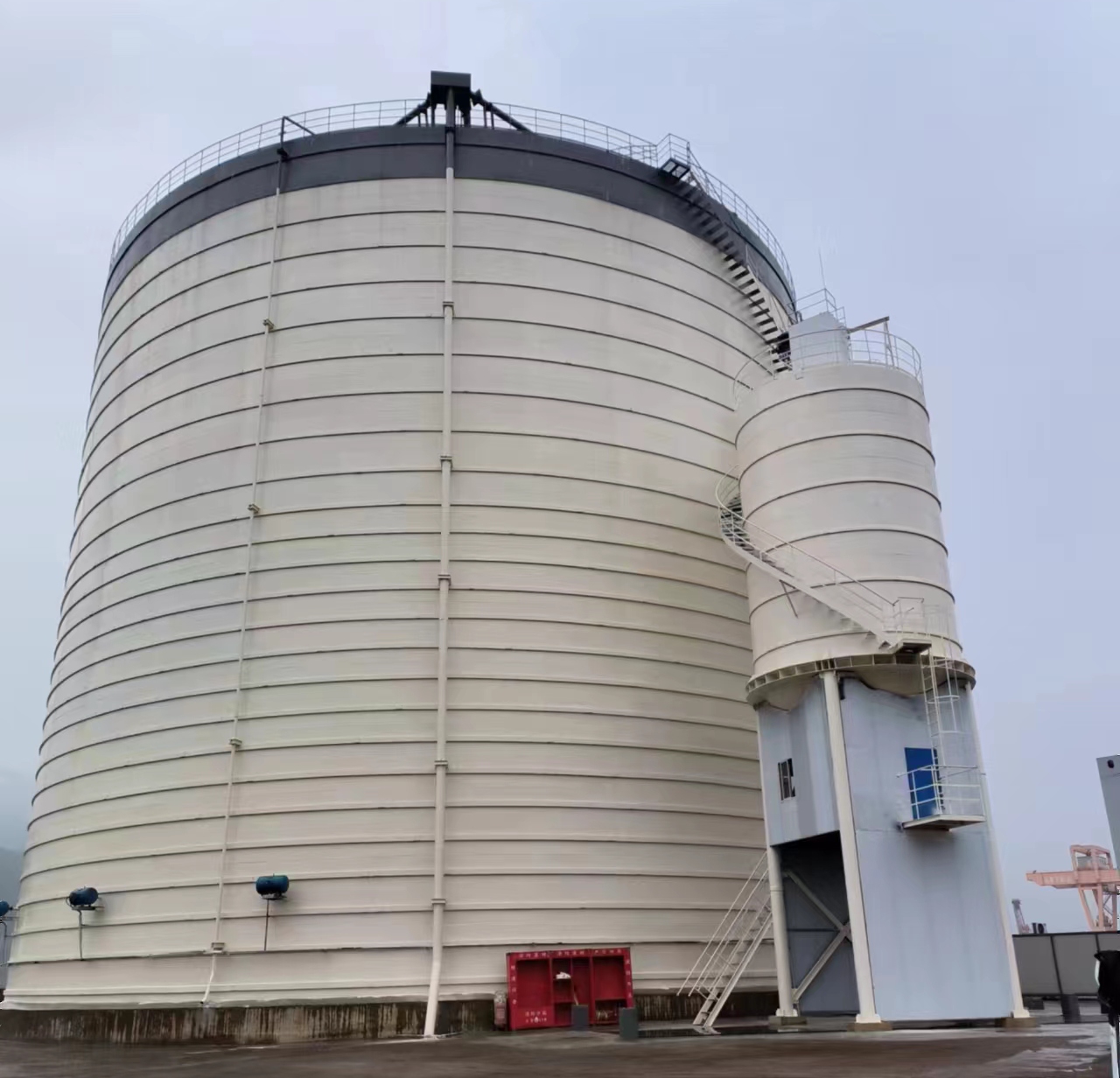 新竹镇10万吨水泥钢板库